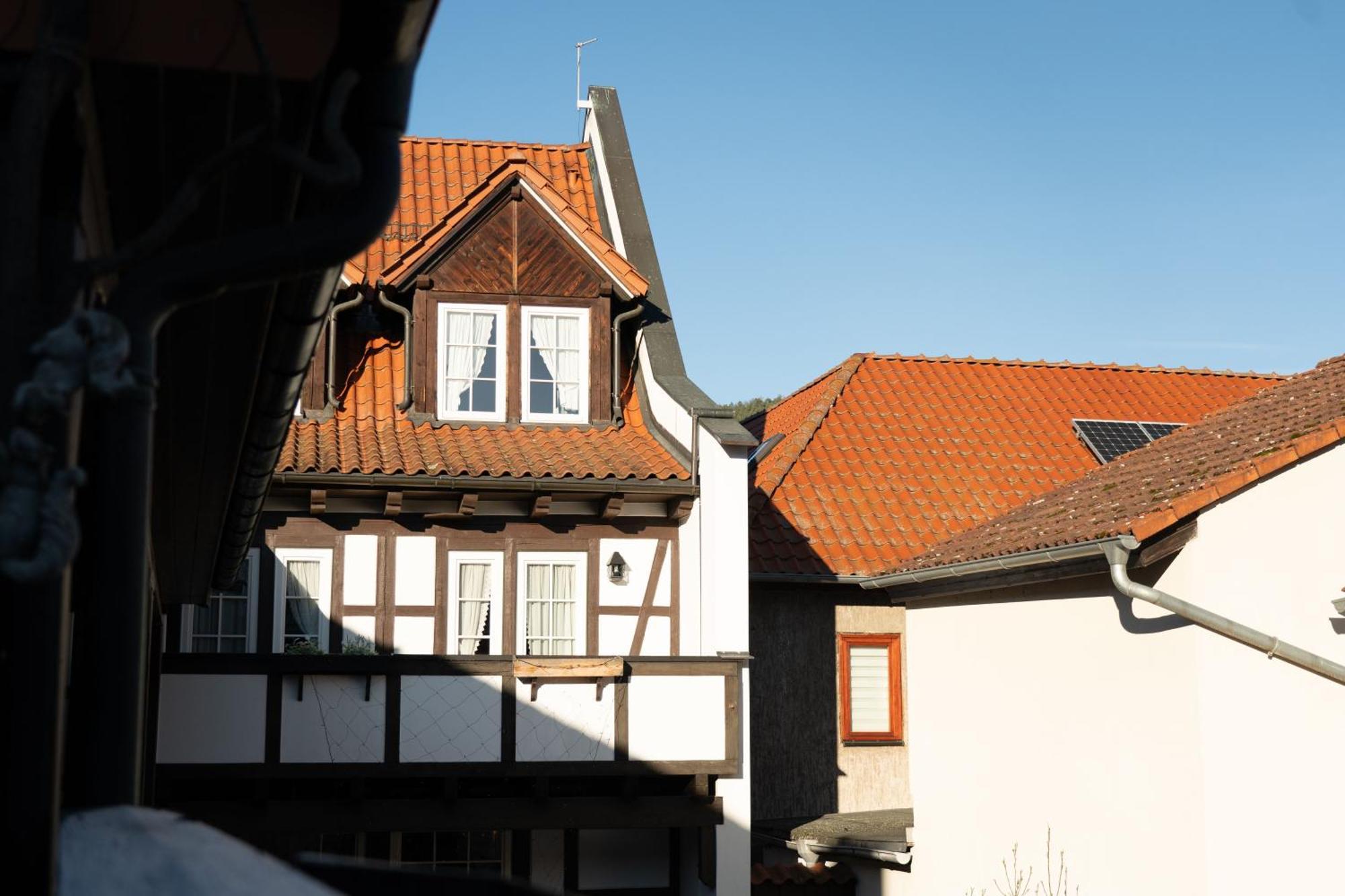 Landhotel & Restaurant Kains Hof Uhlstädt Exteriör bild